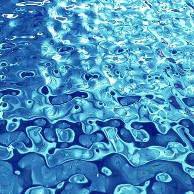 Σαπφείρου μπλε χρώματος φύλλο ανοξείδωτου νερού σφραγισμένο κυματισμός