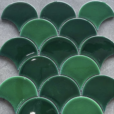 Καλή τιμή Νότια Αμερική μπλε πράσινο μπλε του ουρανού χρώμα μοτίβα σε σχήμα ανεμιστήρα κεραμικό μωσαϊκό πλακάκι για διακόσμηση τοίχων σε απευθείας σύνδεση