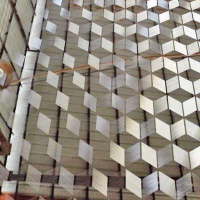 Καλή τιμή Μεταλλικό σπίτι χάλυβα πλαίσιο από ανοξείδωτο χάλυβα τραπέζι καρέκλα διακόσμηση σαλόνι σε απευθείας σύνδεση