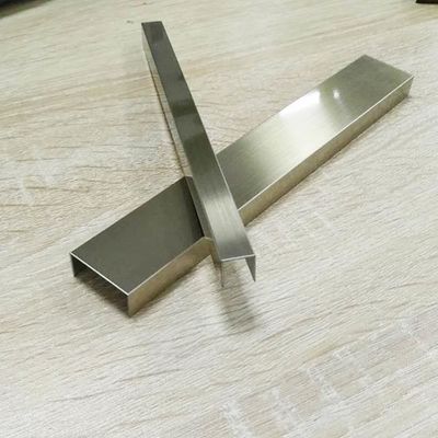 Καλή τιμή Grade 304 316L 201 Gold Silver Rose Gold Χρώμα U Σχήμα U Διακοσμητική ταινία από ανοξείδωτο χάλυβα για διαχωριστικό πλακιδίων σε απευθείας σύνδεση