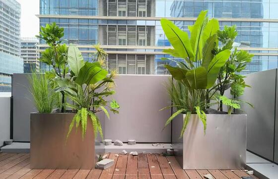 Καλή τιμή Ξενοδοχείο πολυτελείας Ατσάλι Rec tangle Planter με επιλογή φωτισμού LED σε απευθείας σύνδεση