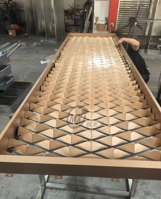 Καλή τιμή Ελαφριά διπλή οθόνη από ανοξείδωτο χάλυβα για εμπορικούς χώρους σε απευθείας σύνδεση